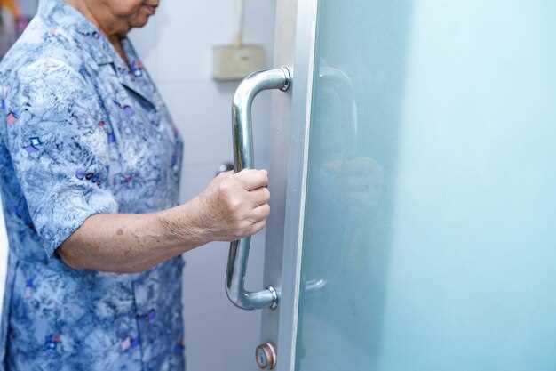 Удаление пластиковых заглушек и крепежных клипс