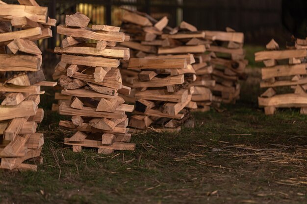 Оптимальные методы укладки дров для повышения вместимости