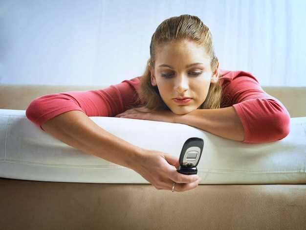 Подготовка автомобиля: отключение аккумулятора и доступ к проводам