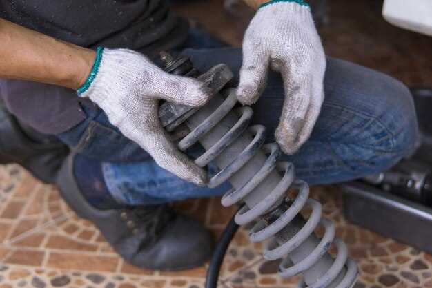 Снятие старых шаровых опор: демонтаж и освобождение креплений