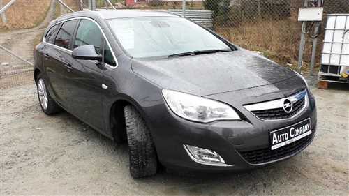test-draiv-opel-astra-sedan-2012-12-11
