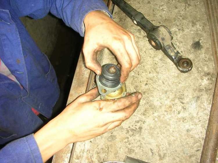 kak-snyat-sharovuyu-oporu-bez-semnika-na-nive