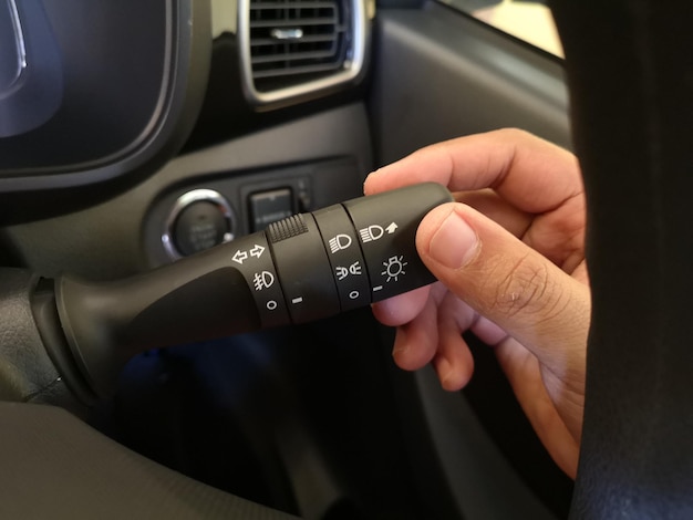 zamena-datchika-temperaturi-na-mercedes-w204-poshagovaya-instruktsiya-i-so